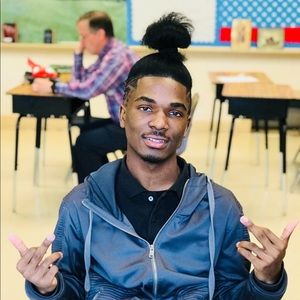 Meet your Posher, Demarius